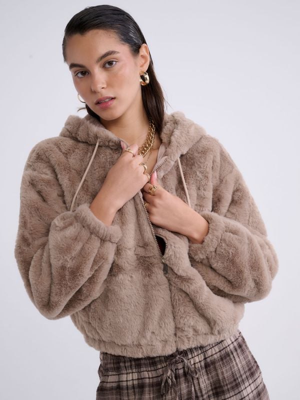 ג’קט בומבר פרוותי