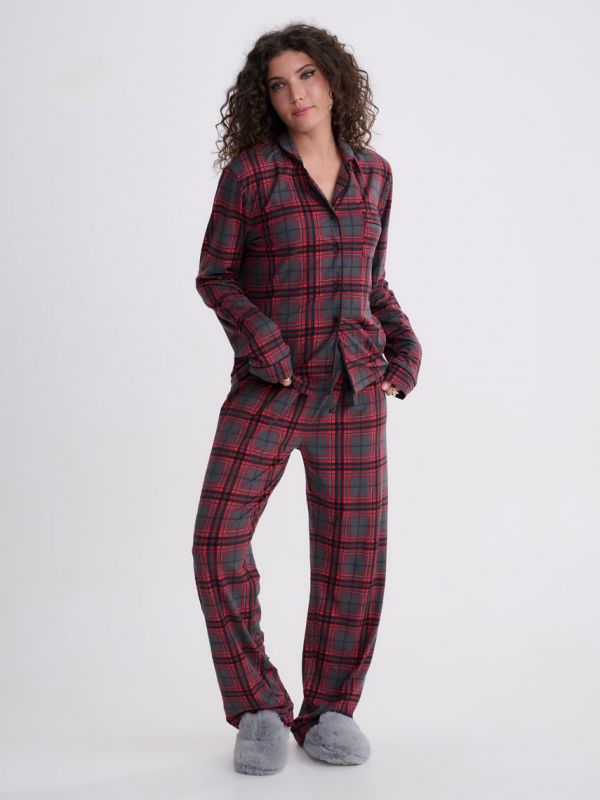 סט פיג’מה מכופתרת ארוכה