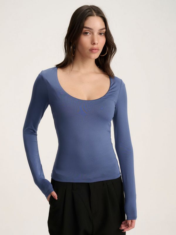 טי-שירט U ארוכה