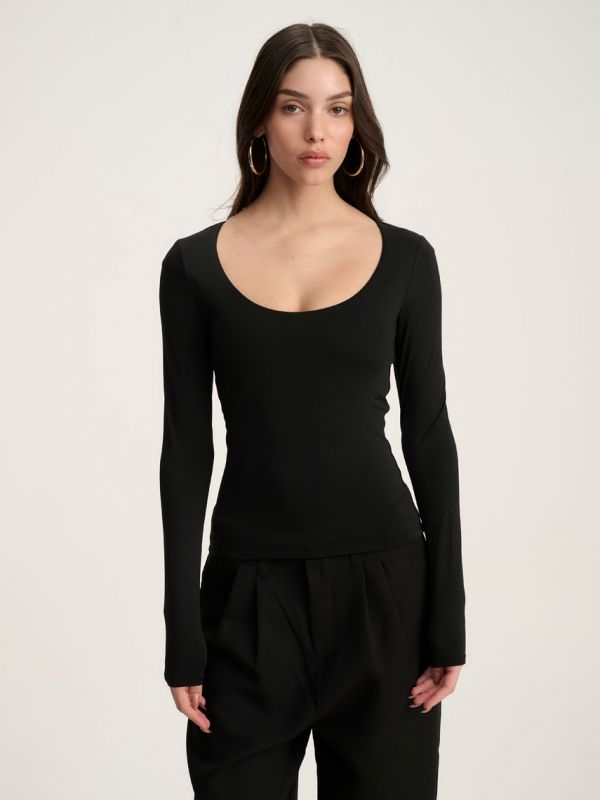 טי-שירט U ארוכה