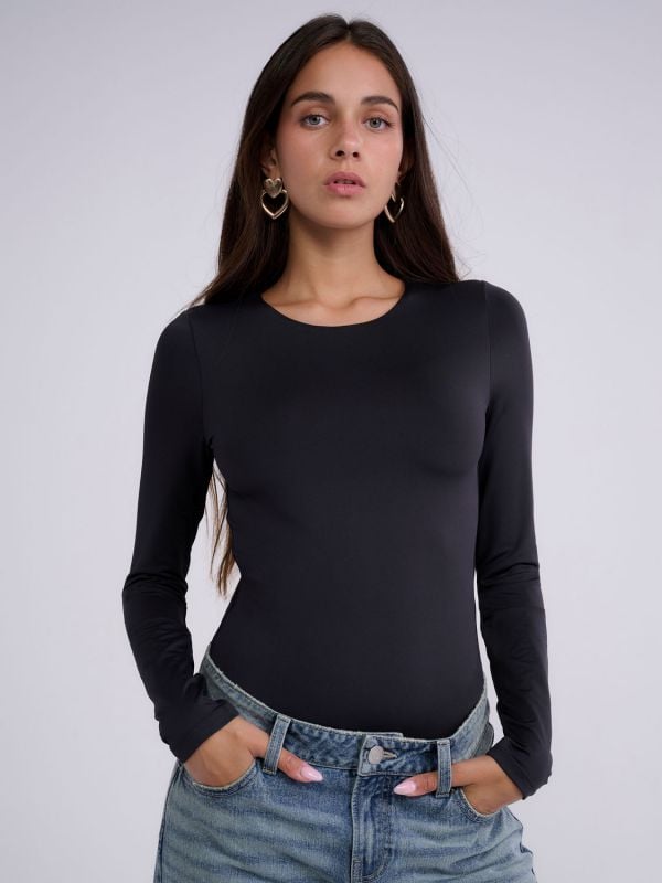 בגד גוף מפתח עגול