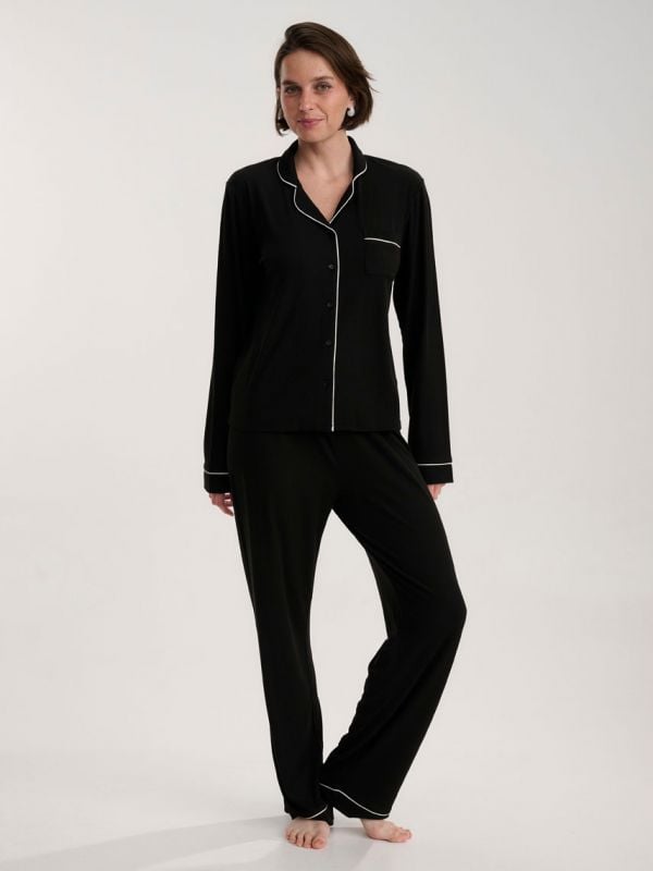 סט פיג’מה מכופתרת ארוכה