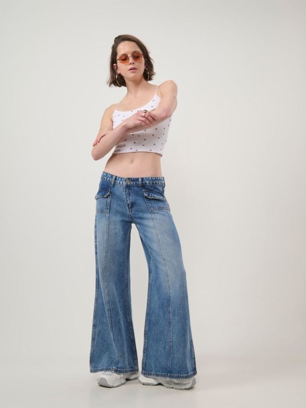 ג’ינס ארוך מתרחב