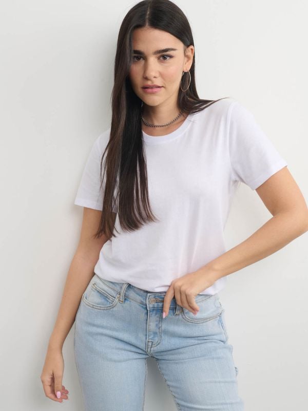 טי שירט בייסיק צווארון עגול