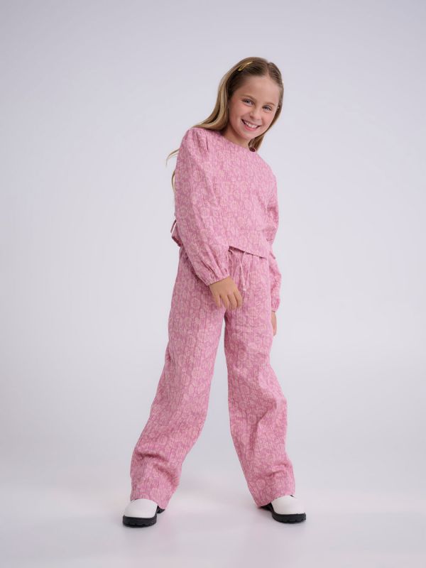 מכנסיים ארוכים במראה פשתן