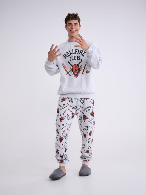 סט פיג’מת פוטר ארוכה | Stranger Things