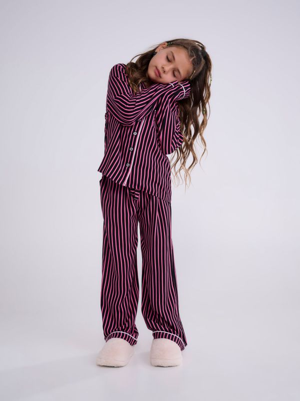 סט פיג’מה מכופתרת ארוכה