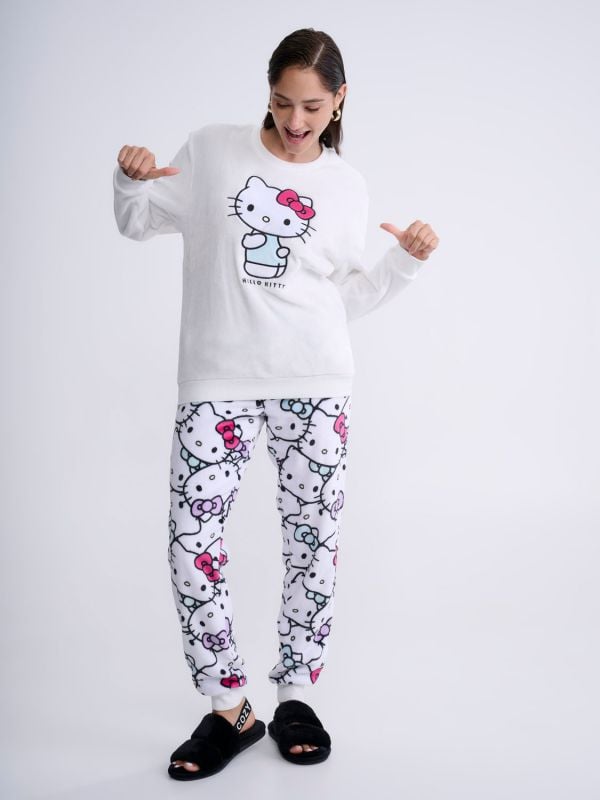 סט פיג’מה פלאפית | Hello Kitty