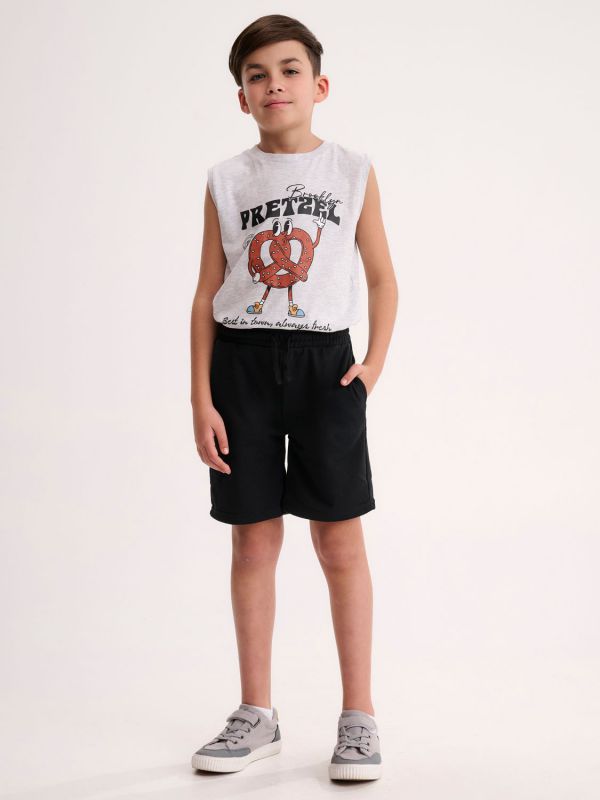 מכנסיים קצרים