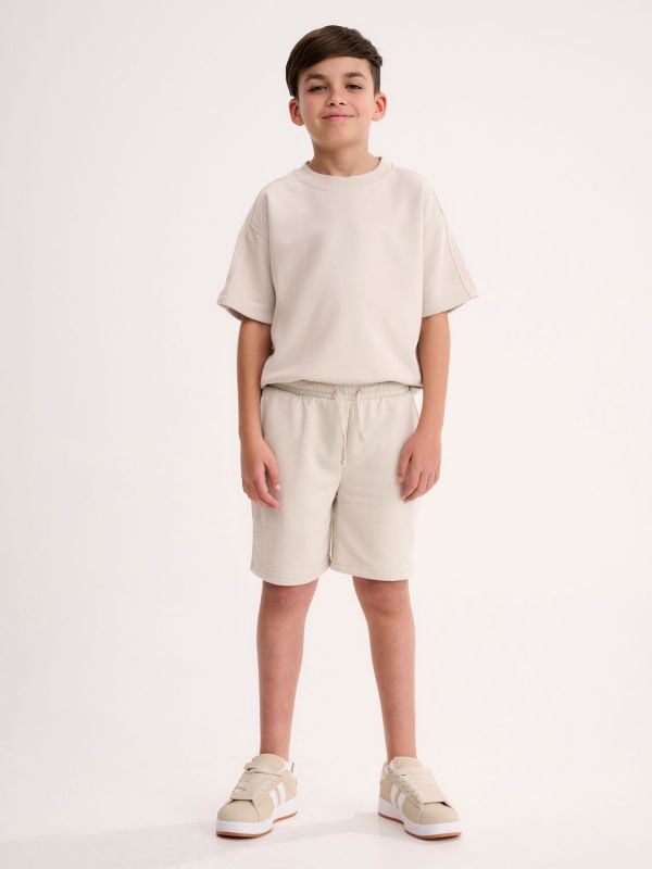 מכנסיים קצרים