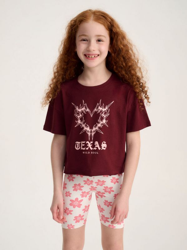 טי-שירט עם סיומת פרומה