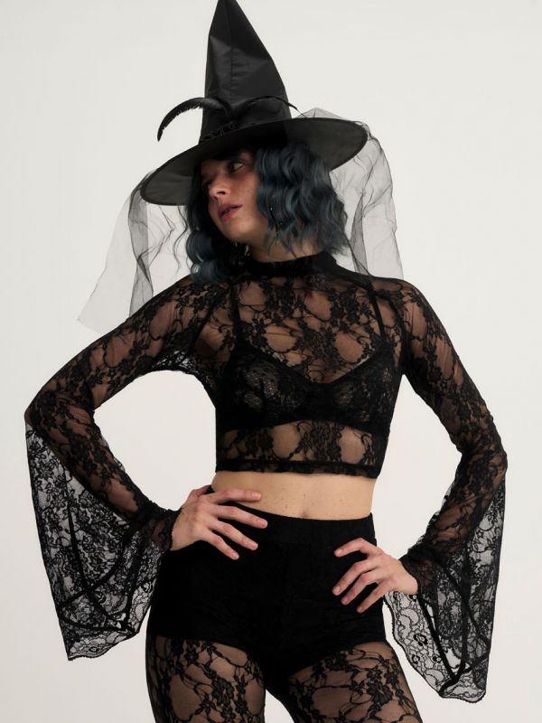 חולצת תחרה ארוכה