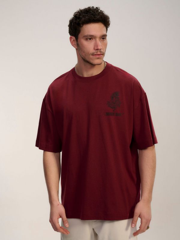 טי-שירט קצרה