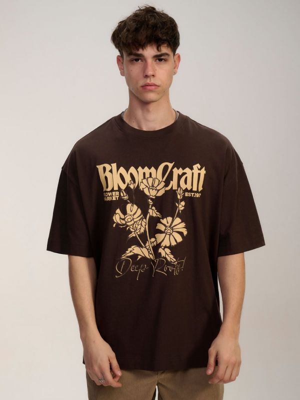 טי-שירט קצרה