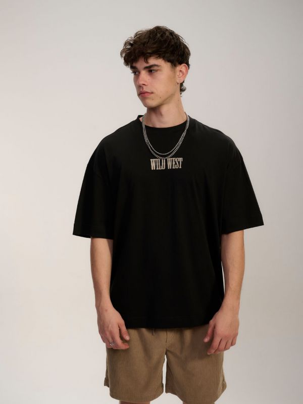 טי-שירט קצרה