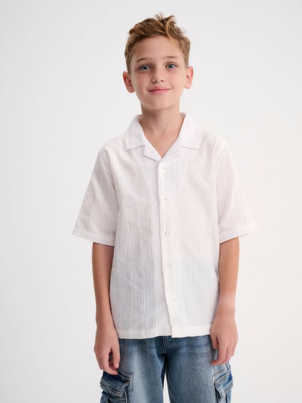 חולצה מכופתרת קצרה