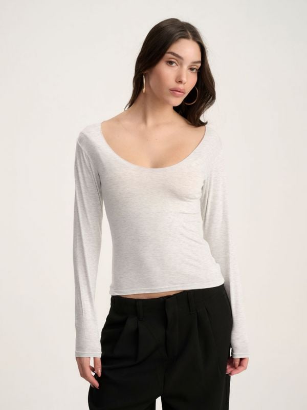 חולצת בייסיק ארוכה