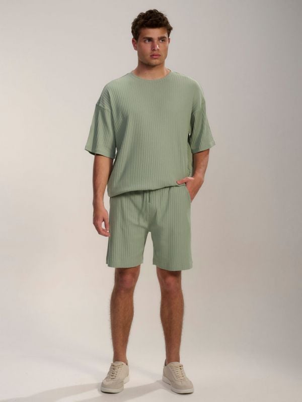 מכנסי סריג קצרים