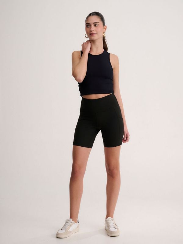 טייץ אקטיב קצר