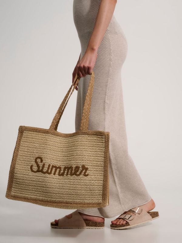 תיק קש קייצי