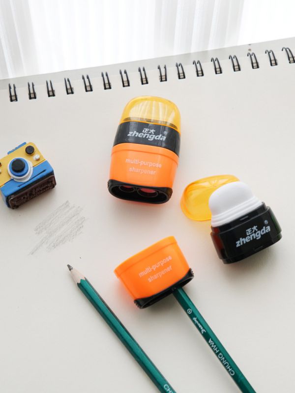 סט 2 מחק מחדד 2 ב-1