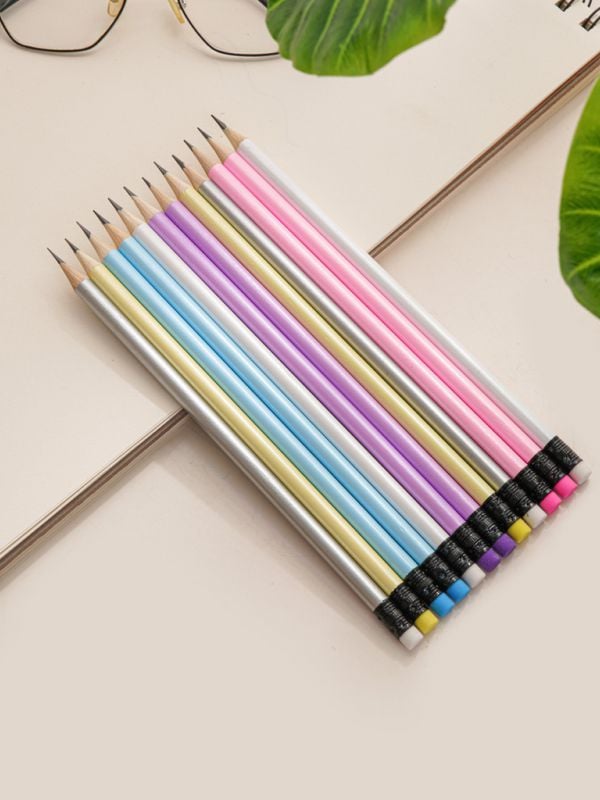 חבילת עפרונות צבעוניים