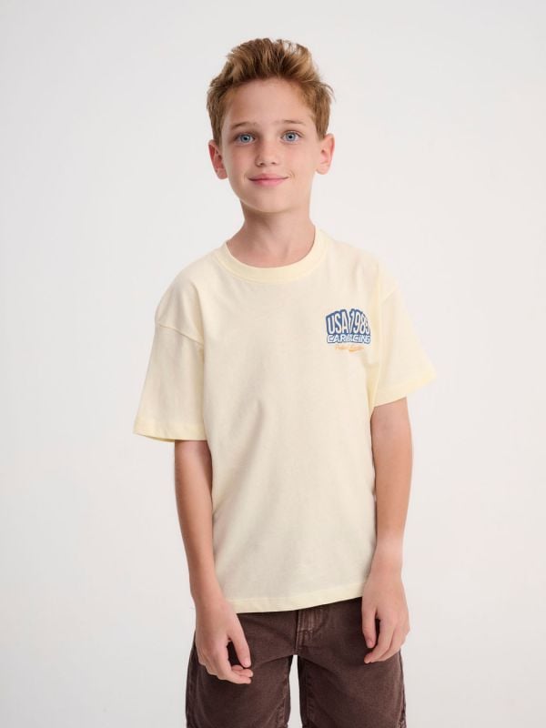 טי-שירט עם הדפס