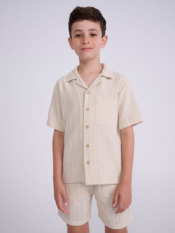 חולצת טקסטורה מכופתרת