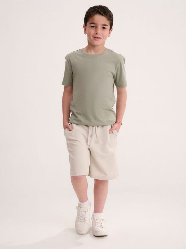 מכנסיים קצרים