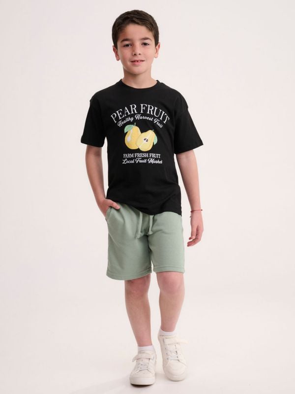 מכנסיים קצרים