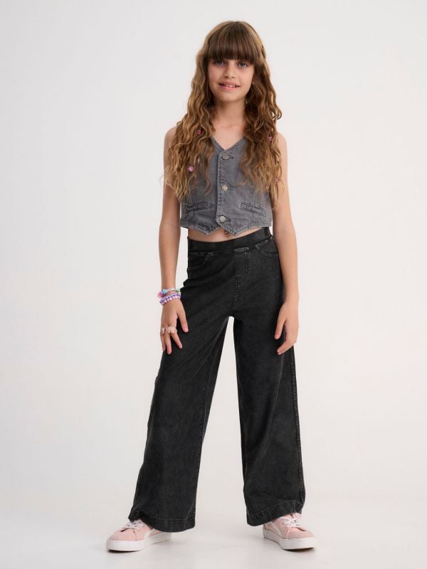 מכנסיים במראה ג’ינס