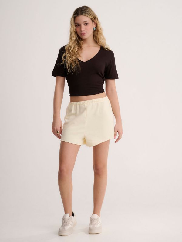 מכנסיים קצרים