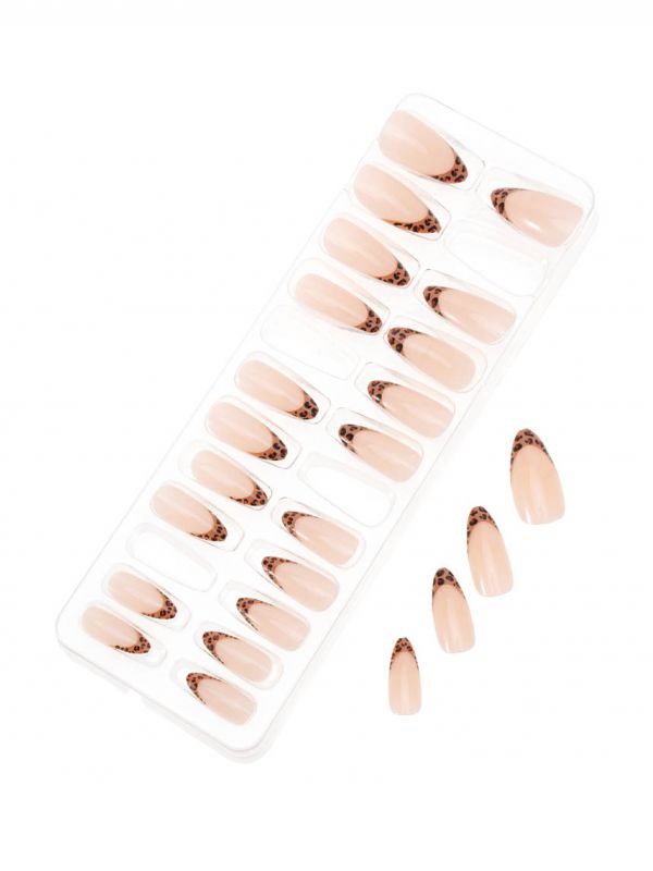 סט ציפורניים להדבקה