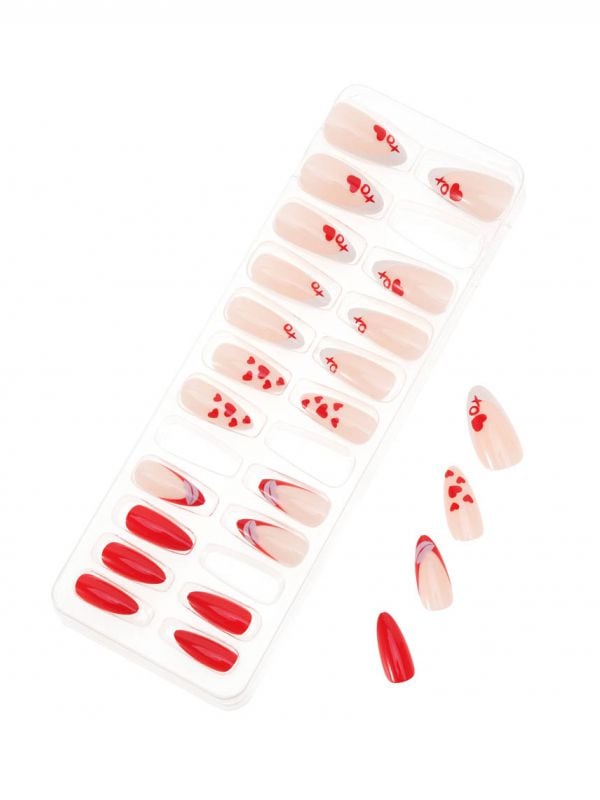 סט ציפורניים להדבקה