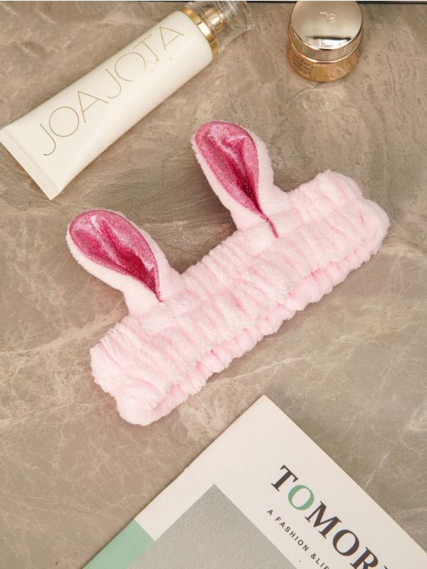 סרט טיפוח עם אוזניים