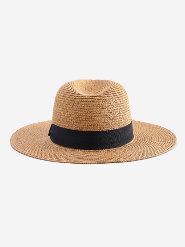 כובע קש אופנתי