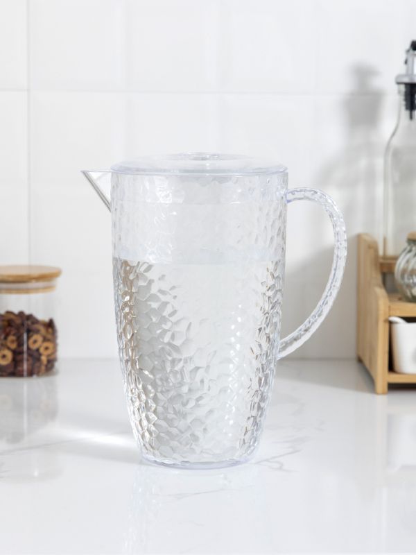 קנקן פלסטיק