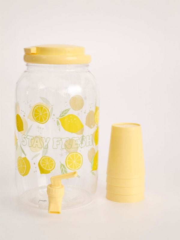 מתקן שתייה עם ברז