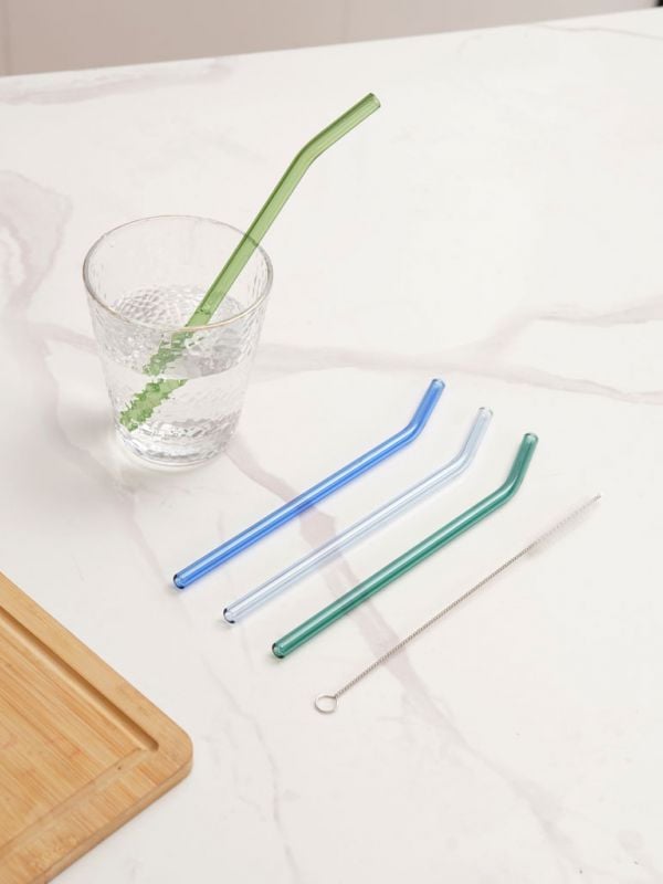 4 קשים רב פעמים וחוטר