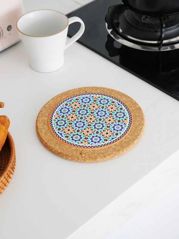 תחתית מעוצבת