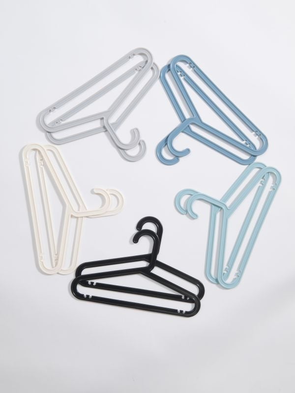 מארז 10 קולבים