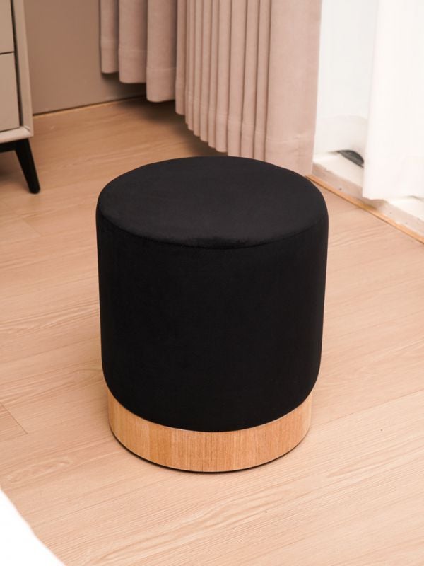 הדום בשילוב עץ