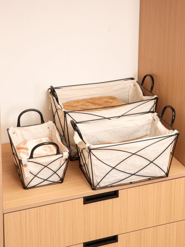 סלסלת ברזל דקורטיבית