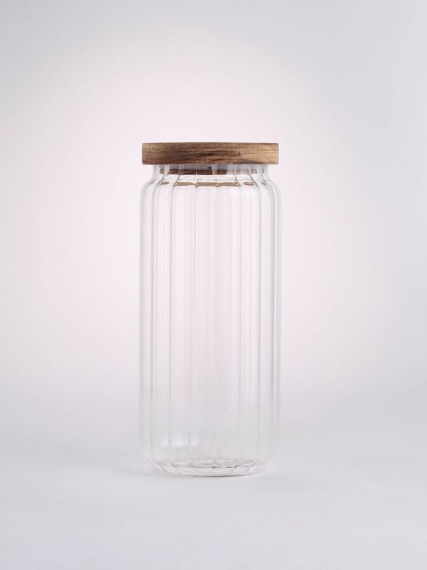 צנצנת עם מכסה במבוק