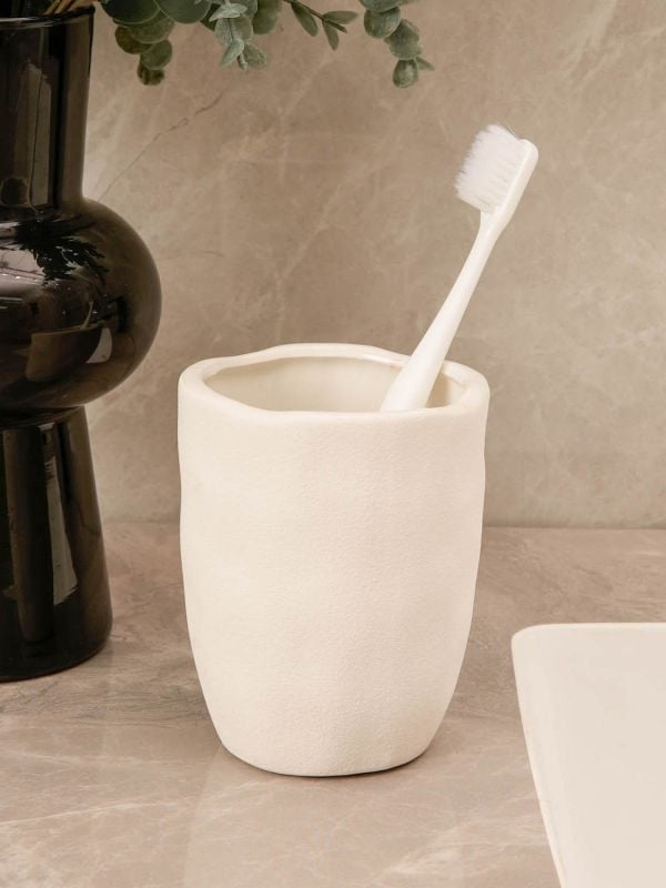 כוס למברשות שיניים