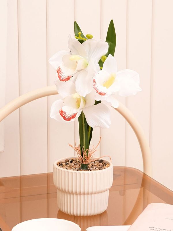 עציץ מלאכותי