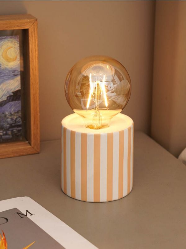 מנורת נוי דקורטיבית