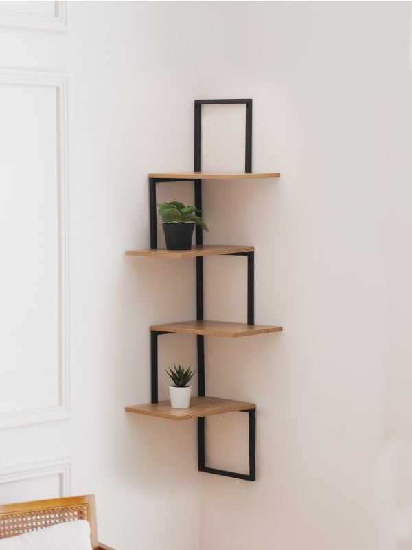 מדפי עץ קומות