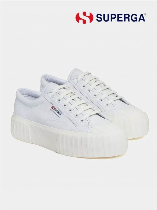 נעלי סניקרס | SUPERGA