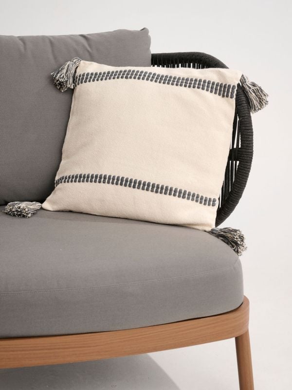 כרית נוי מעוצבת